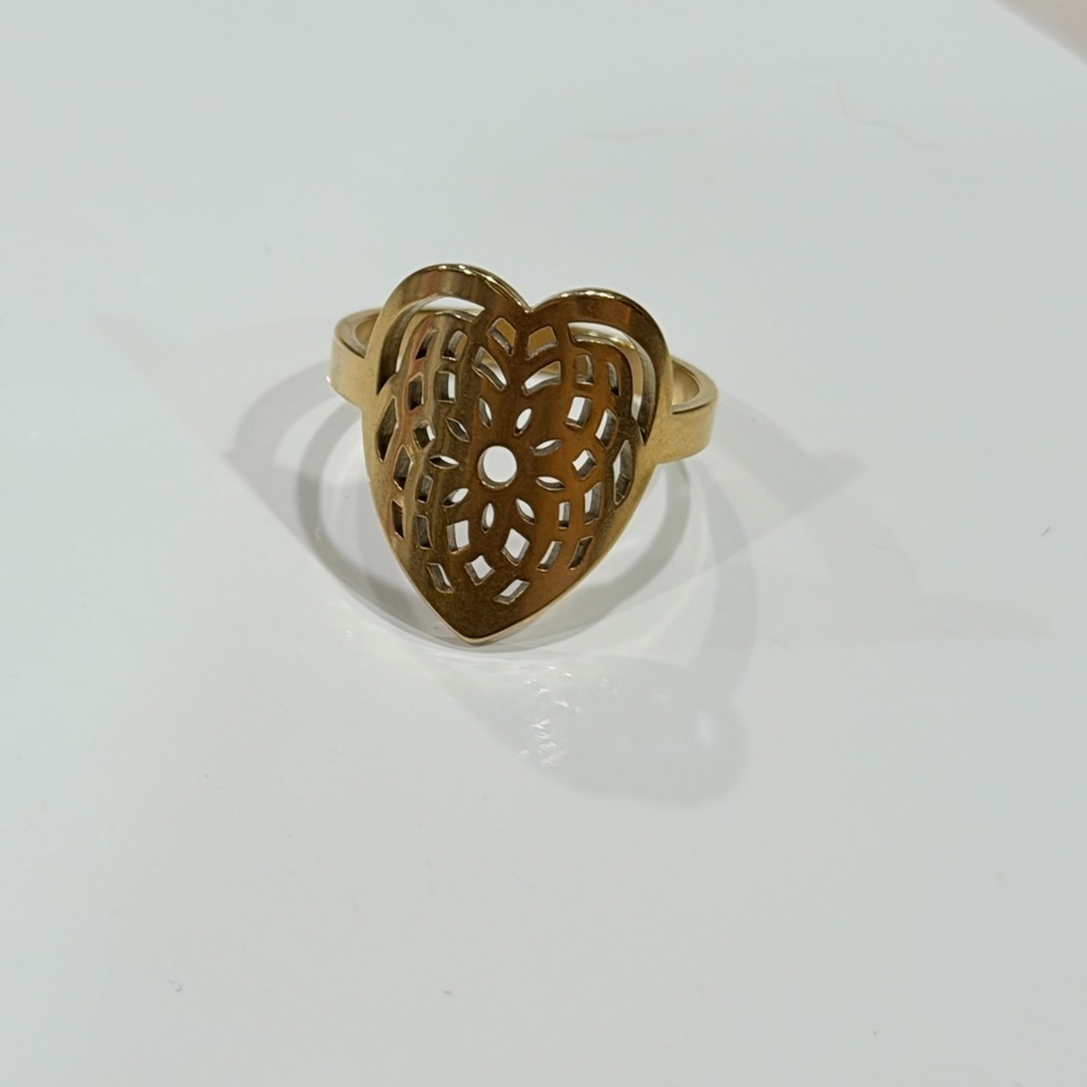 18k PVD Artisan Gold Heart Cutout Ring
